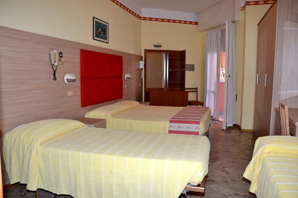 Hotel Marco Polo Bellaria-Igea Marina Rum bild