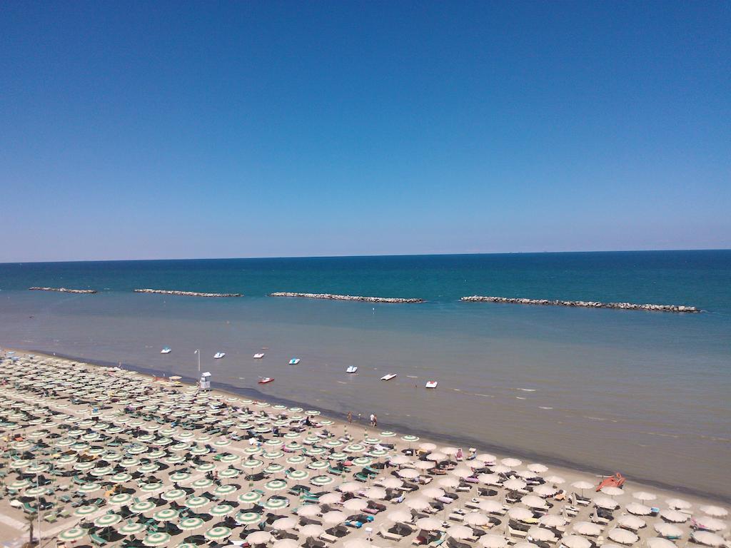 Hotel Marco Polo Bellaria-Igea Marina Exteriör bild