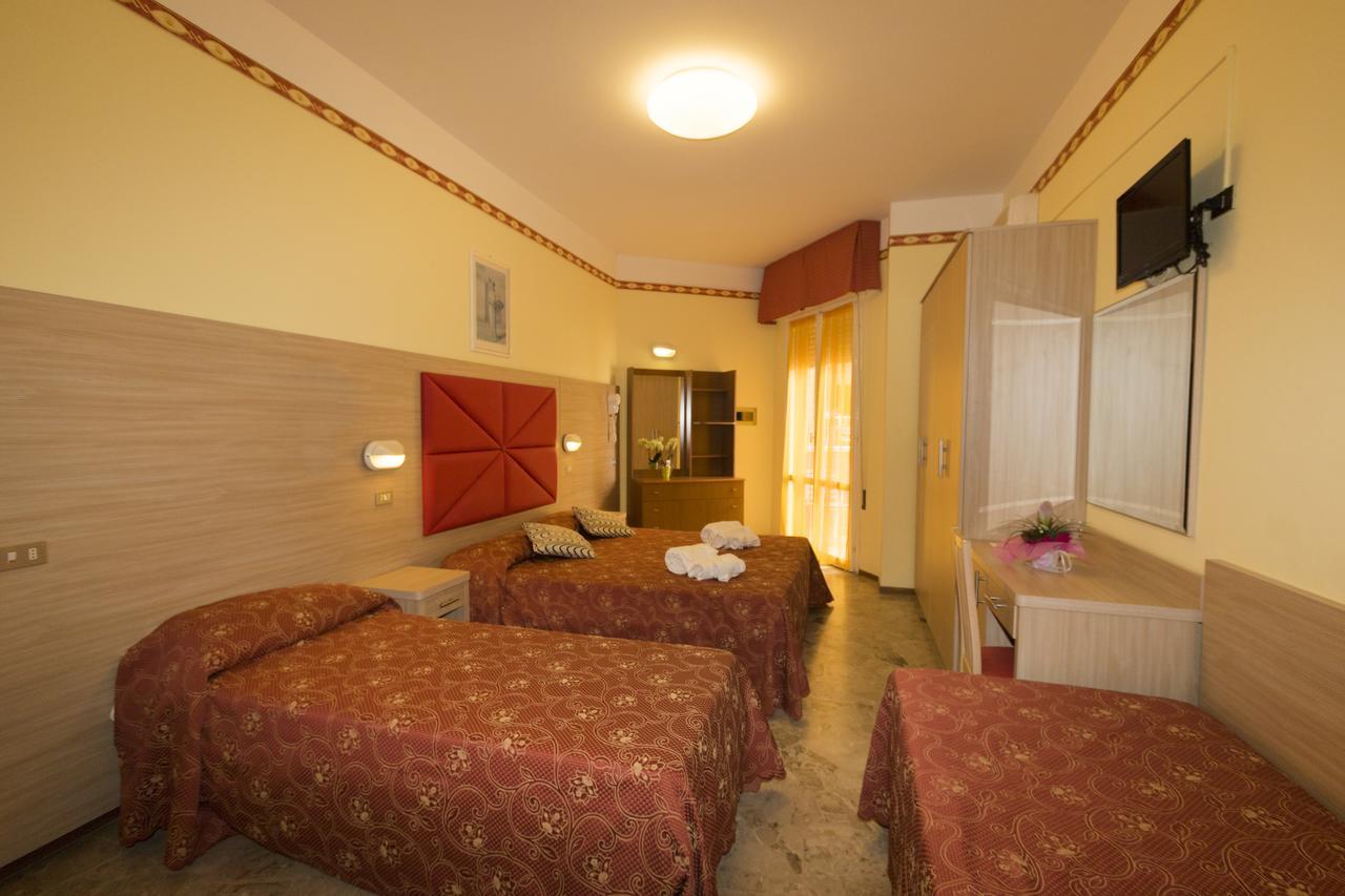 Hotel Marco Polo Bellaria-Igea Marina Exteriör bild