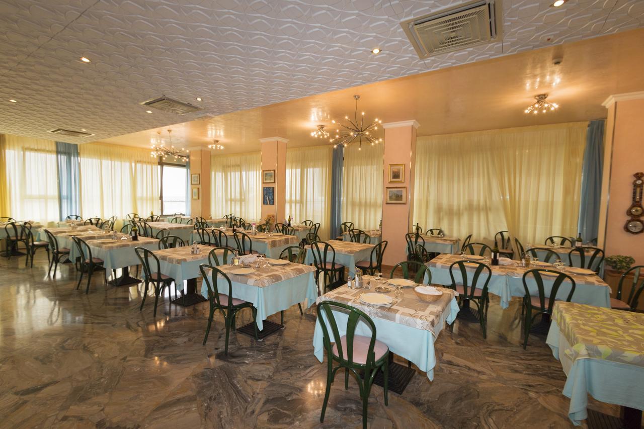 Hotel Marco Polo Bellaria-Igea Marina Exteriör bild
